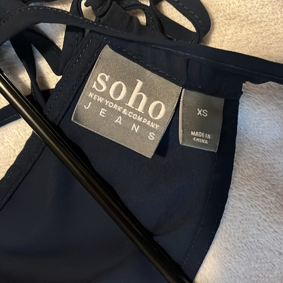 Navy - Picture 3 of 3